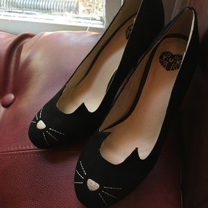 T.U.K SOPHISTICATED KITTY HEELS